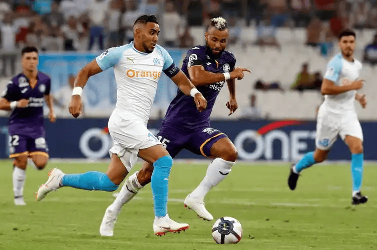 法甲强强对话：马赛VS里昂，欧冠席位争夺白热化